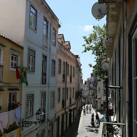 Stunning With Yard In Alfama * Lisbon