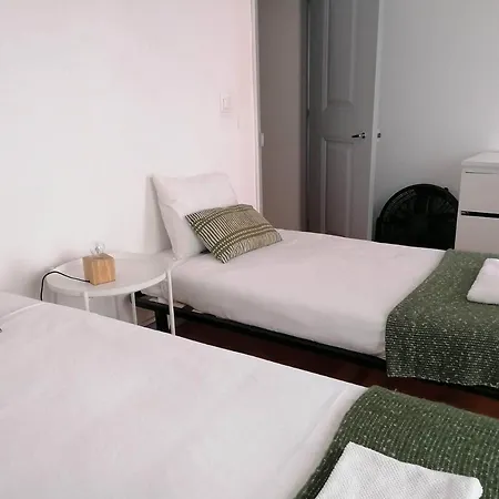 Apartment Stunning With Yard In Alfama *