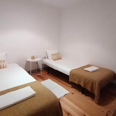 Stunning With Yard In Alfama * Lisbon